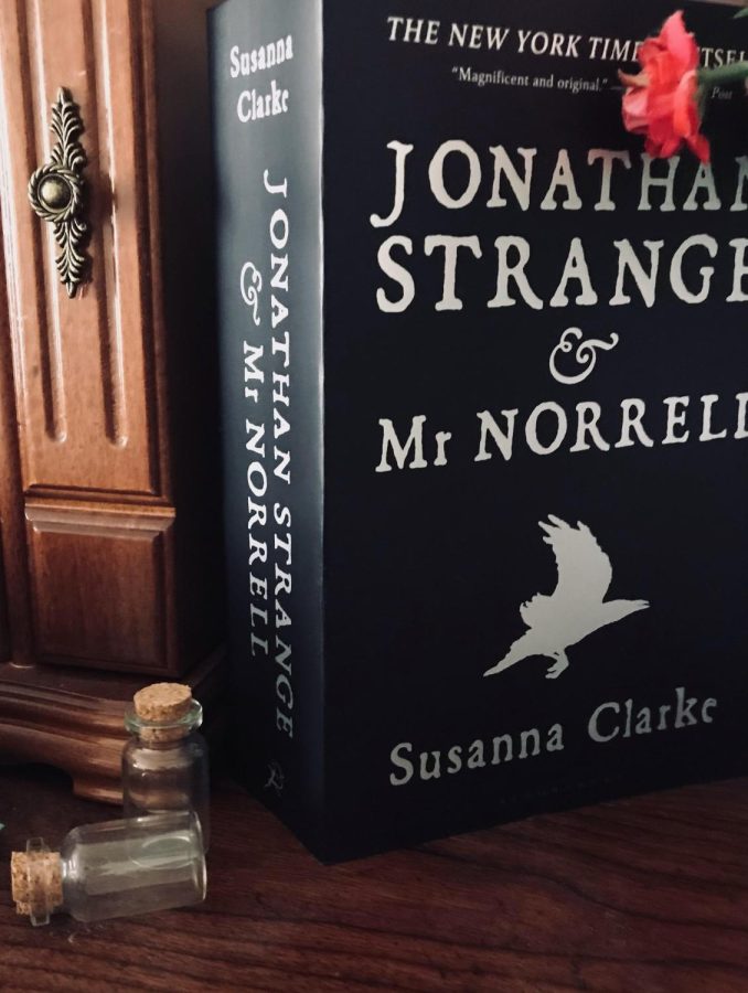 Jonathan Strange & Mr. Norrell combines aspects of both classic and fantasy literature. 